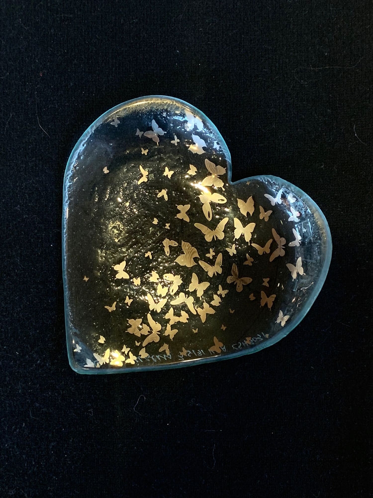 Heart-shaped recycled glass dish