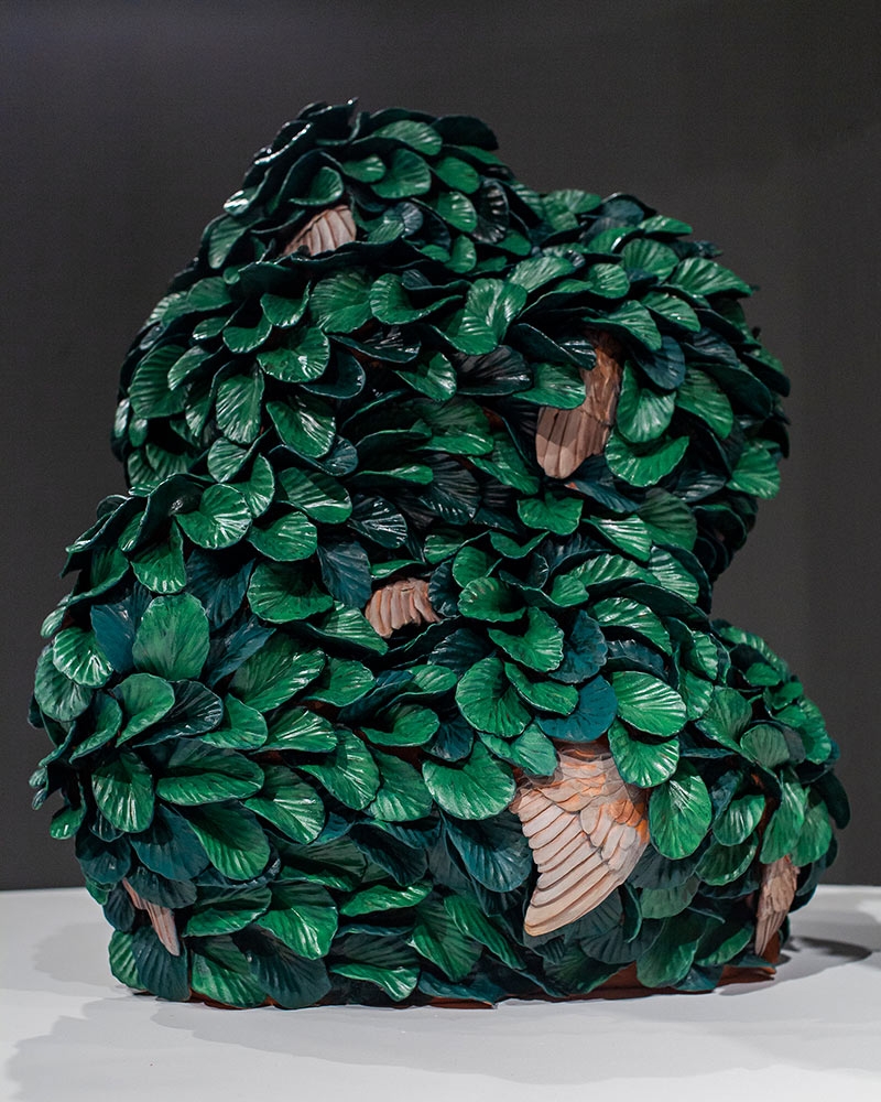 Joelle Cicak, "Seeking Hiding," ceramic, 2020.