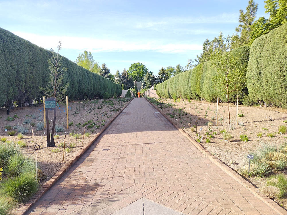 O'Fallon Perennial Walk 2022