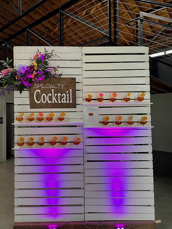 Wall with cocktails